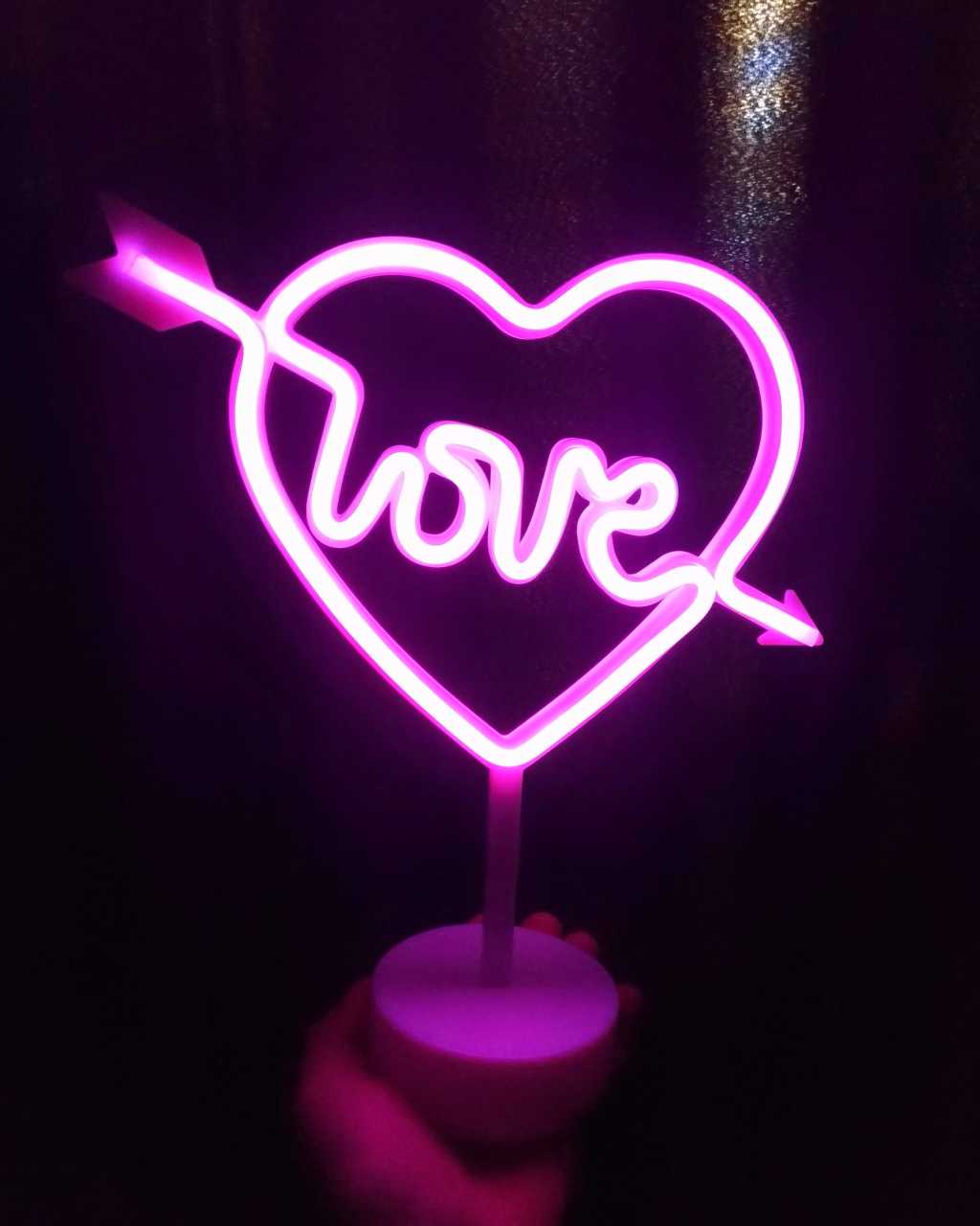 LOVE neon lamaba