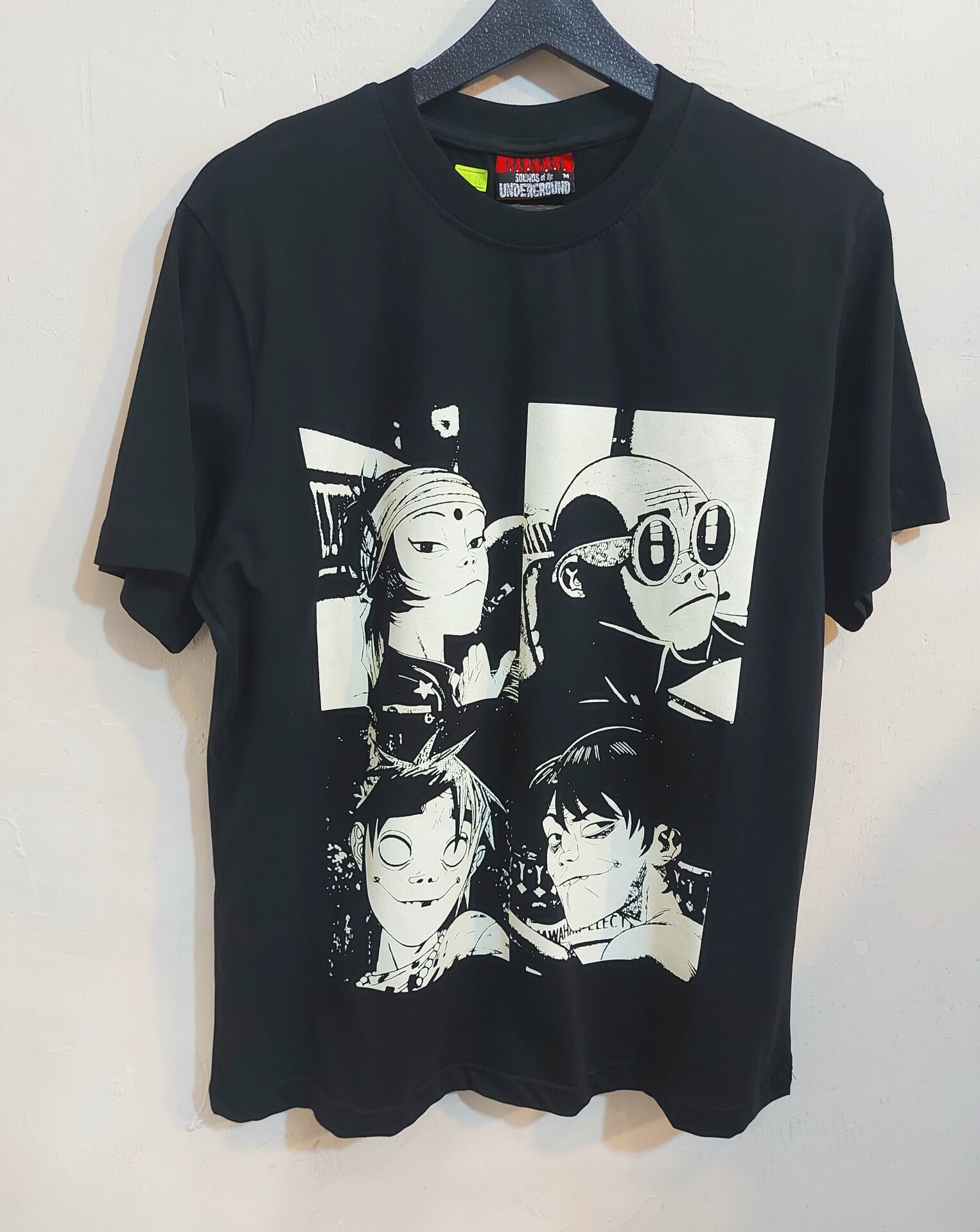 Gorillaz Model Tshirt