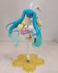 Sepetli Miku Figür