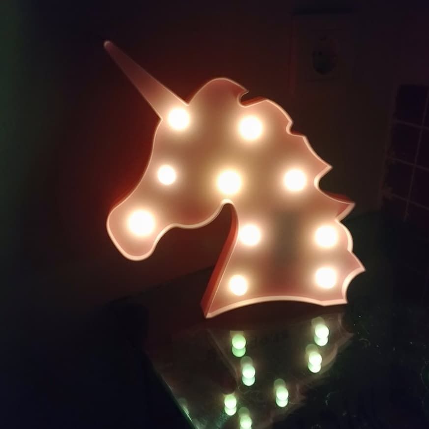 Pembe Unicorn Işık