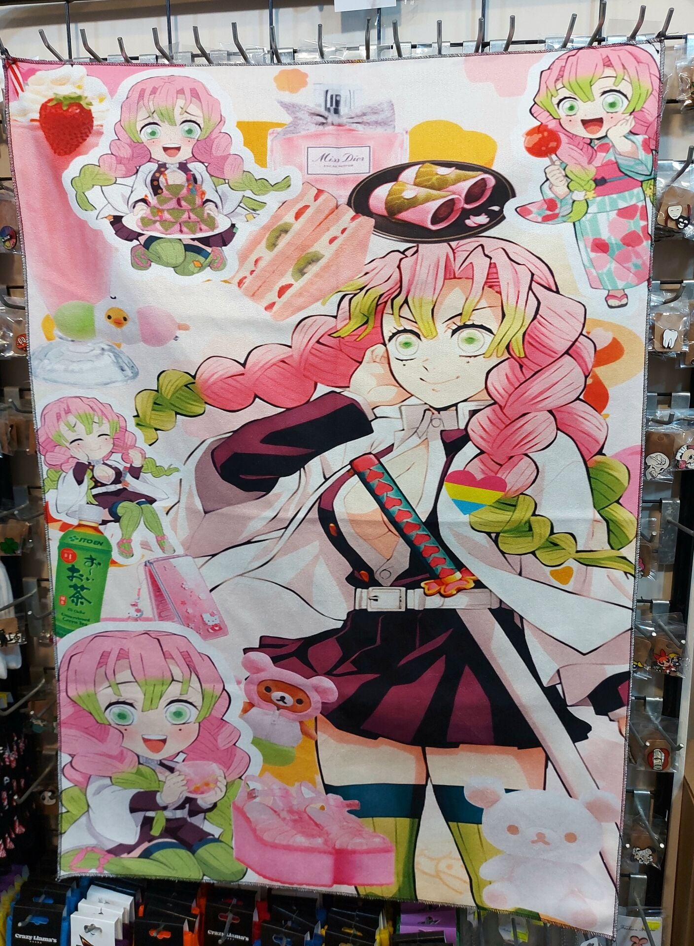 Demon Slayer Mitsuri Duvar Halısı