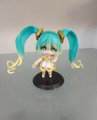 Miku Figür