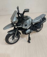Metal Motor Biblo