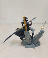 One Piece Mihawk Figür
