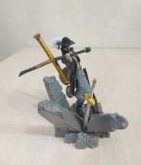 One Piece Mihawk Figür