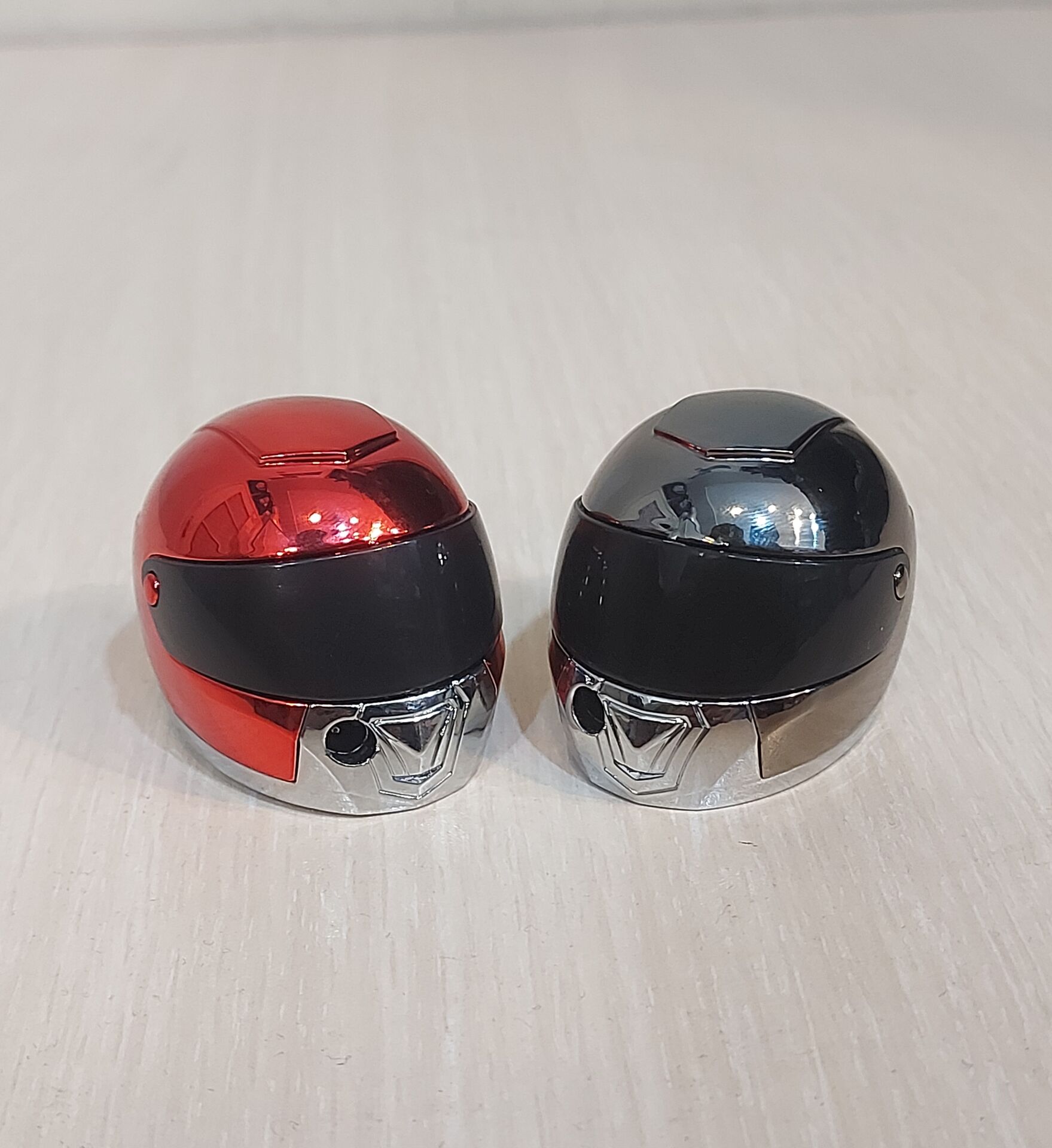 Motorcu Kask Model Çakmak