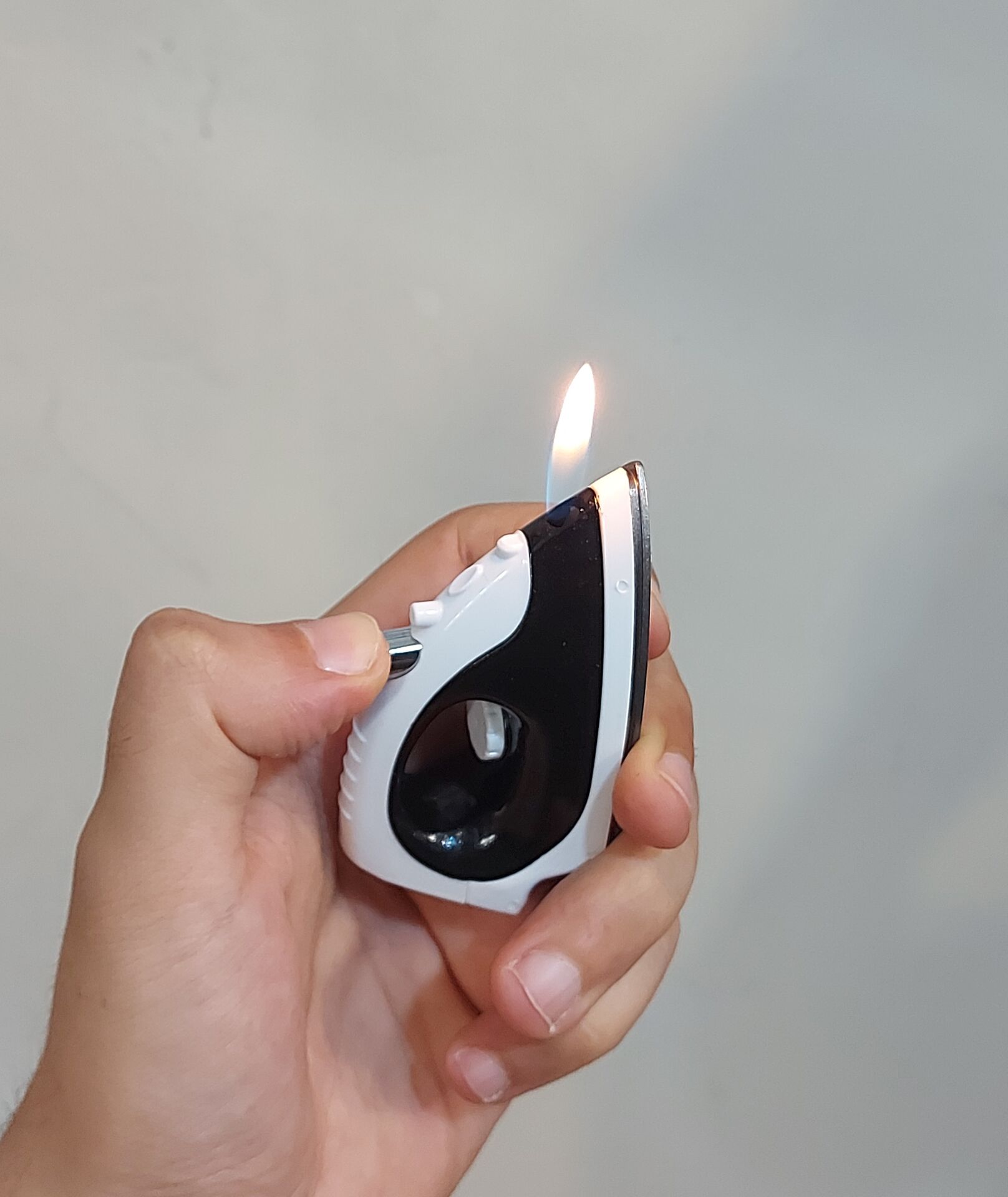 Ütü Model Çakmak