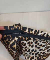 Leopar Desen Fermuarlı Kumaş Çanta