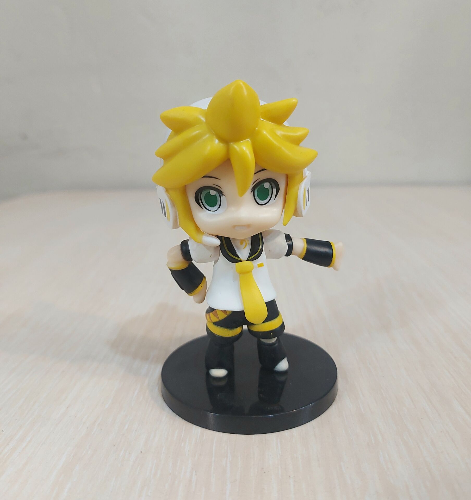 Hatsune Miku Len Figür