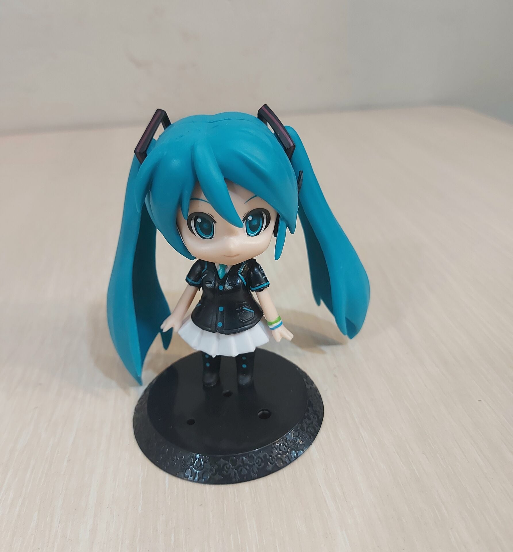 Miku Figür
