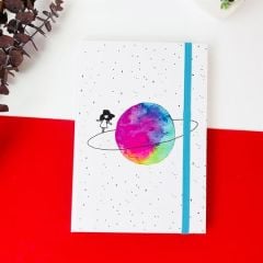 Satürnlü Kız Model Lastikli Defter