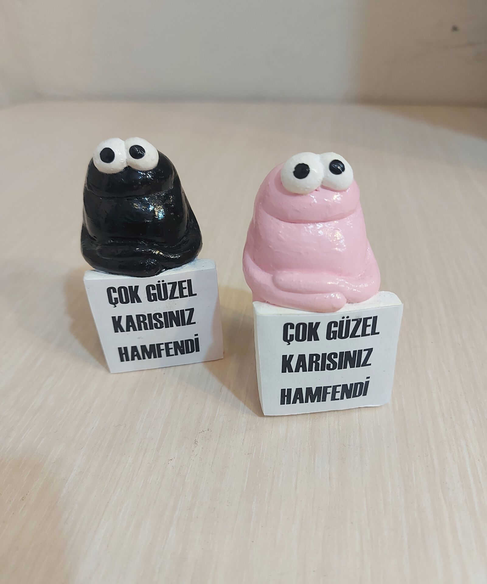 Çok Güzel Karısınız Biblo