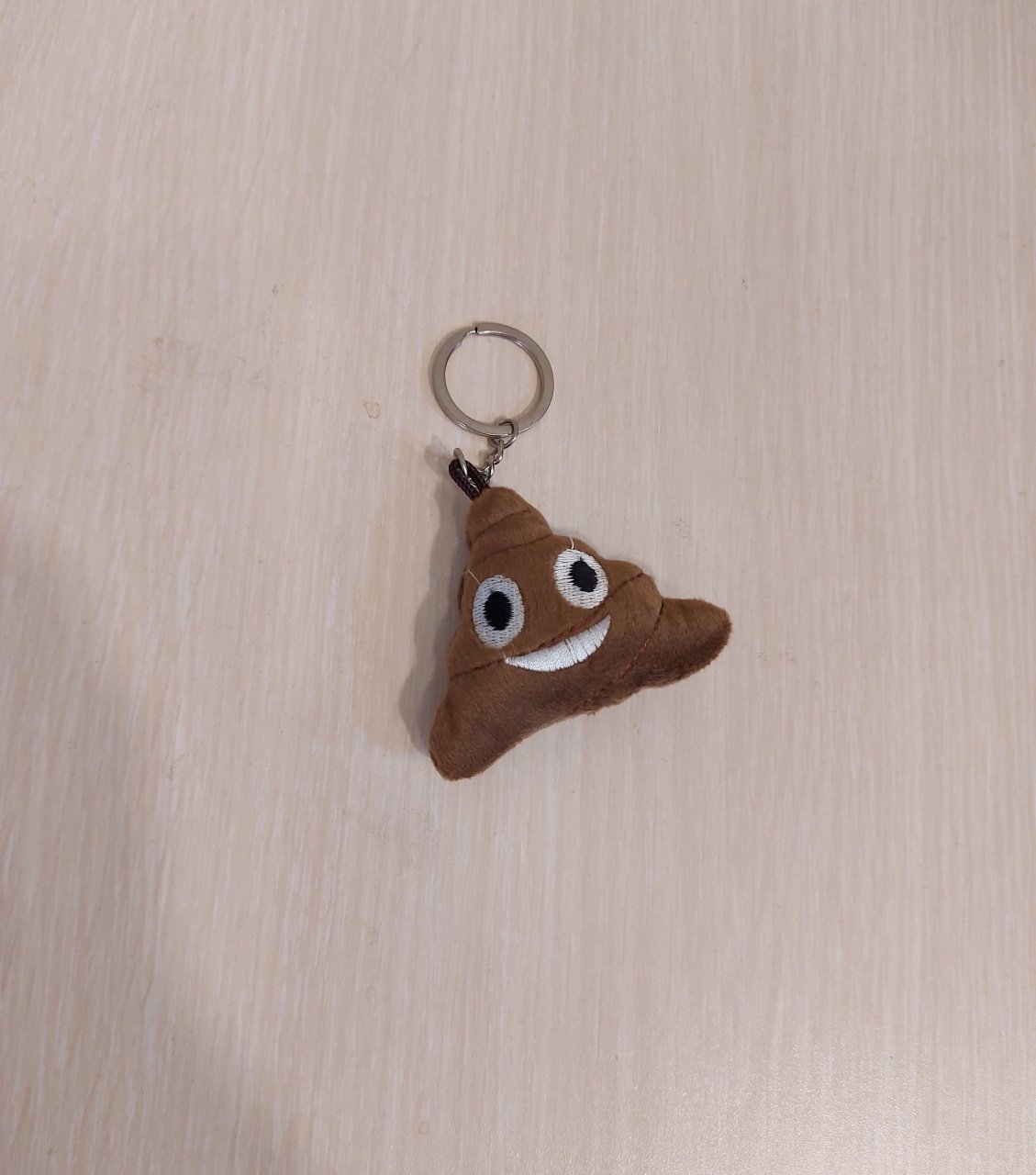 Poo Anahtarlık