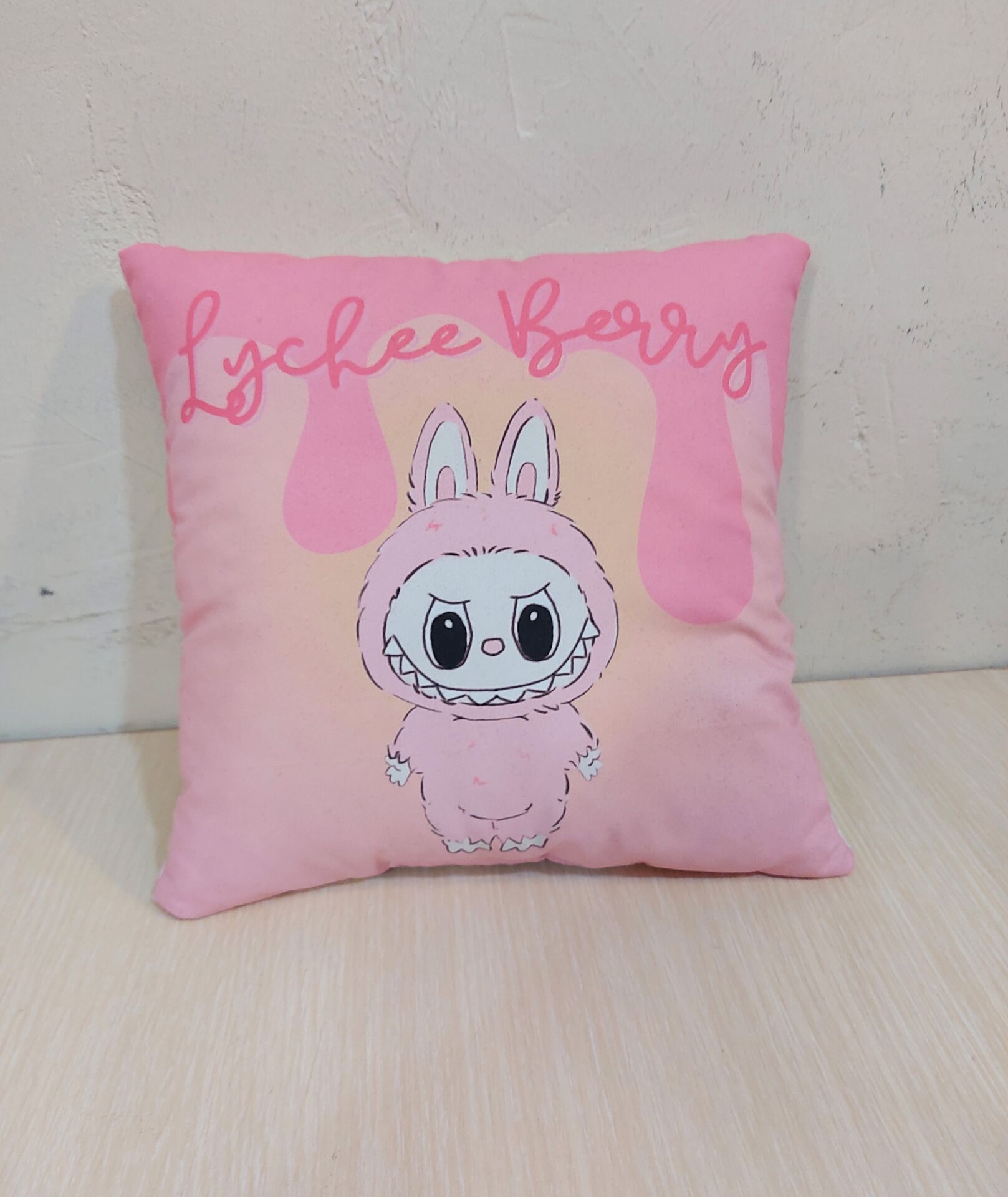 Labubu Model Yastık