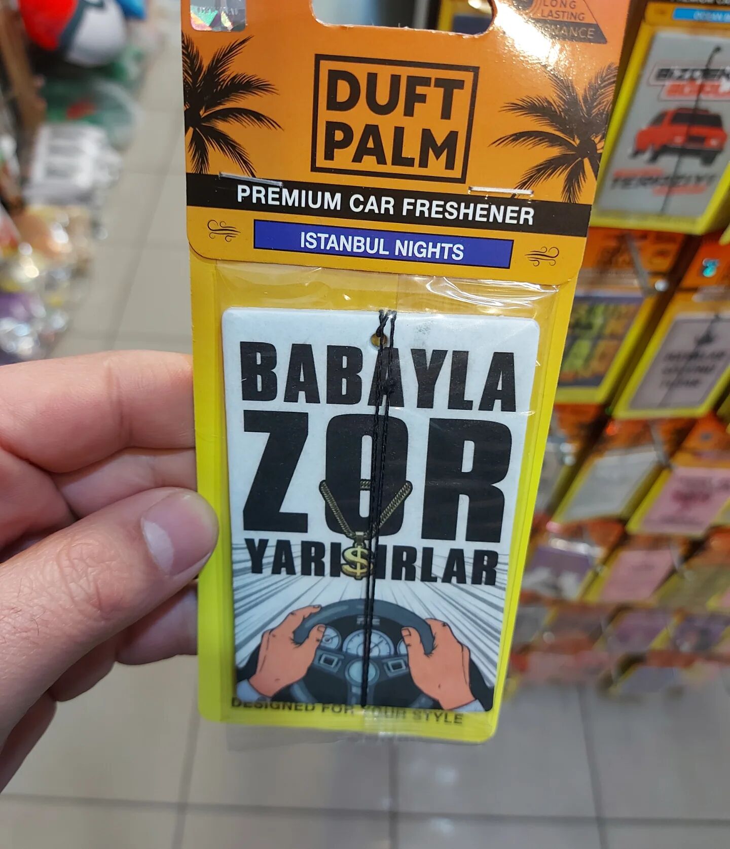 Babayla Zor Yarşırlar Koku