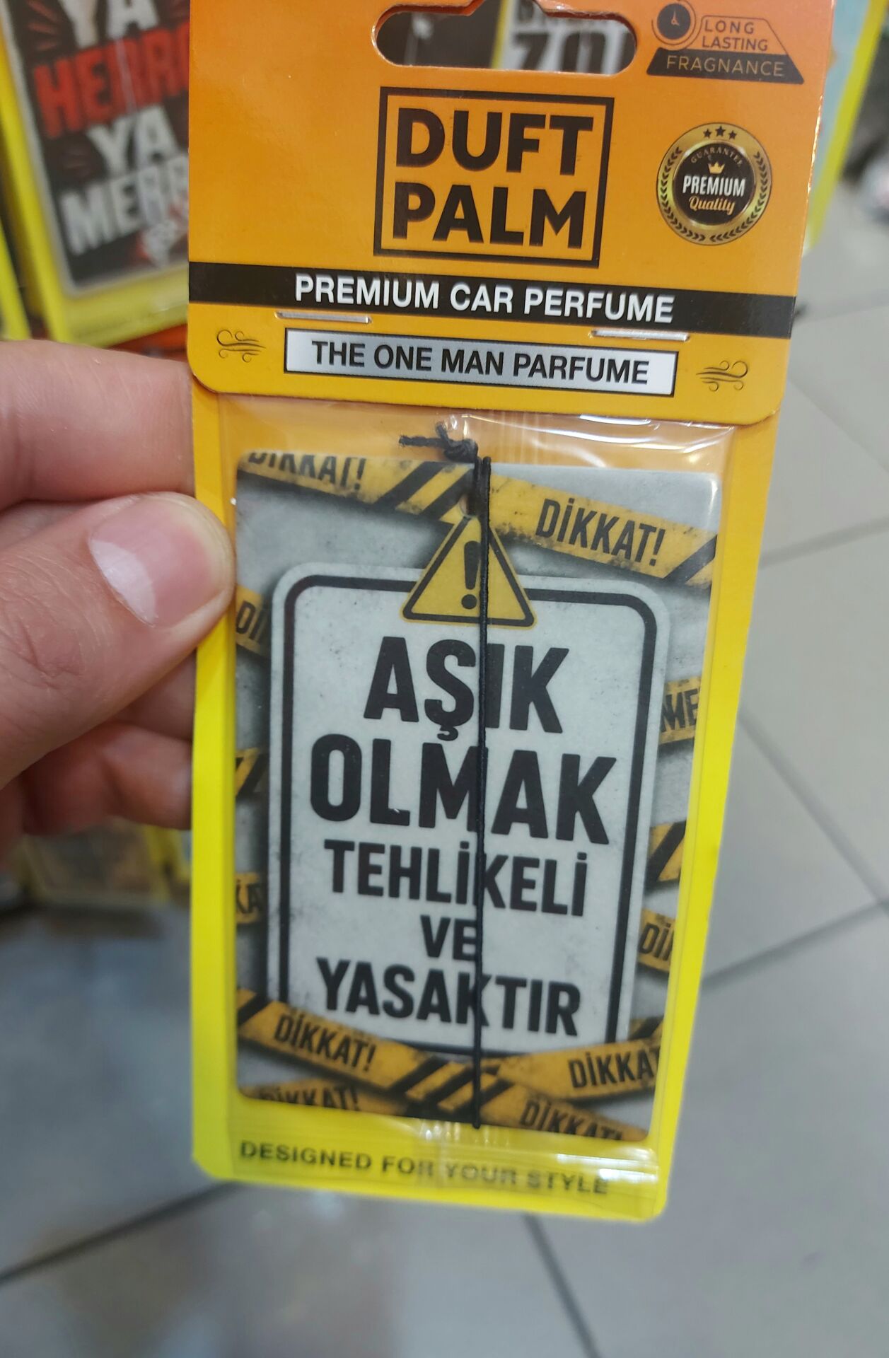 Aşık Olmak Tehlikeli Ve Yasak Koku