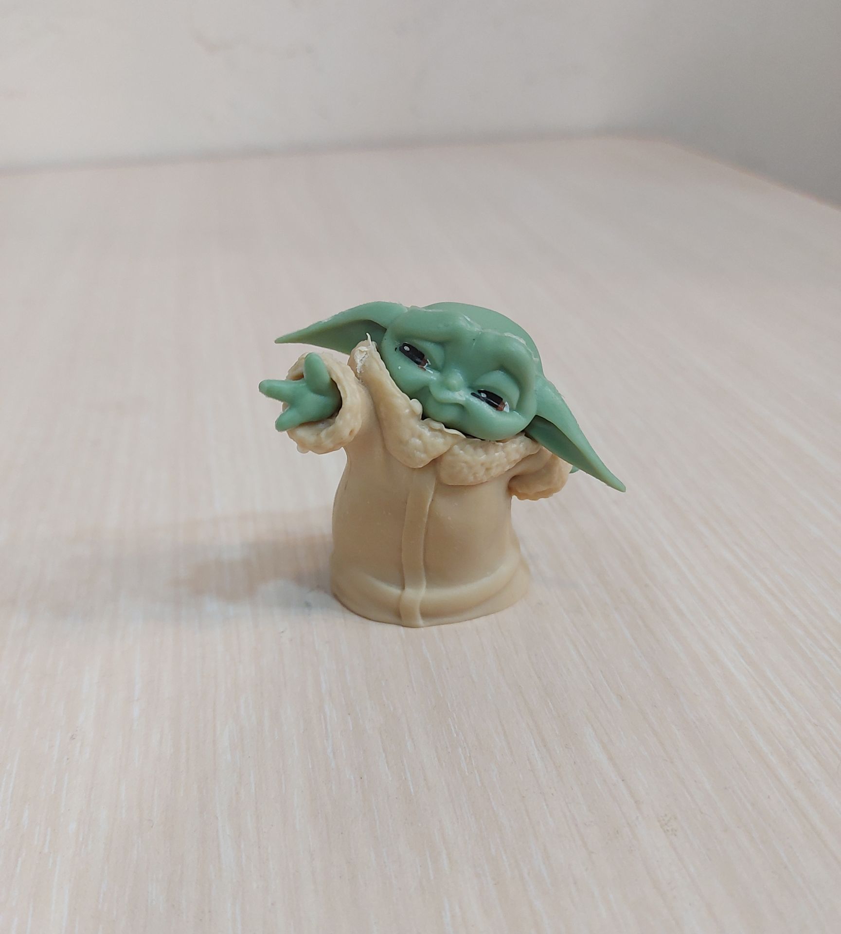 Baby Yoda Figür 2