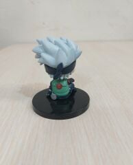 Naruto Kakashi Oturan Figür